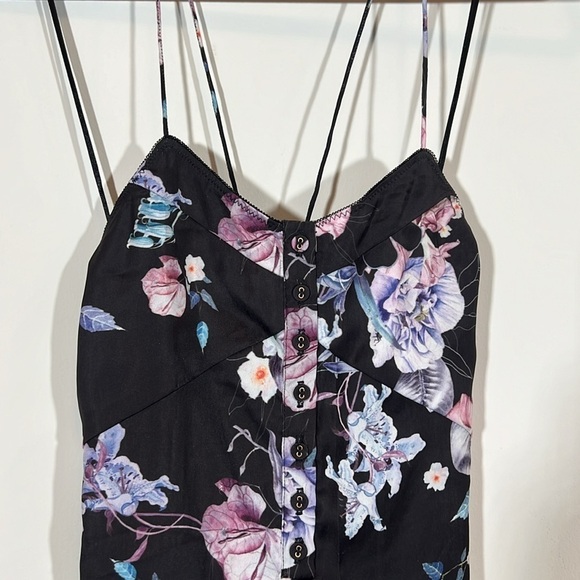 NWT StyleStalker Floral Romper - Picture 2 of 11